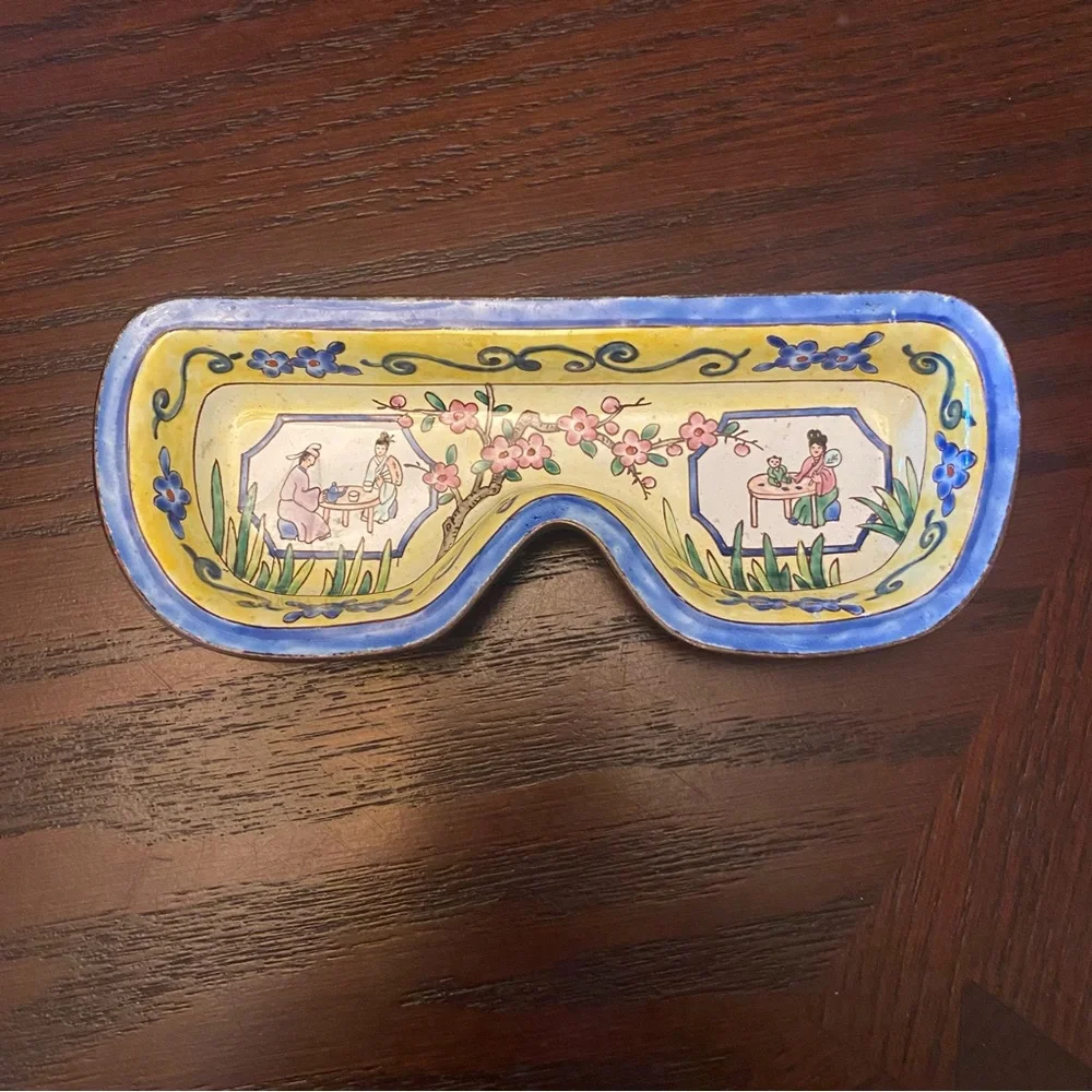 Kelvin Chen Hand Painted Eyeglass Holder Limited Series EUC